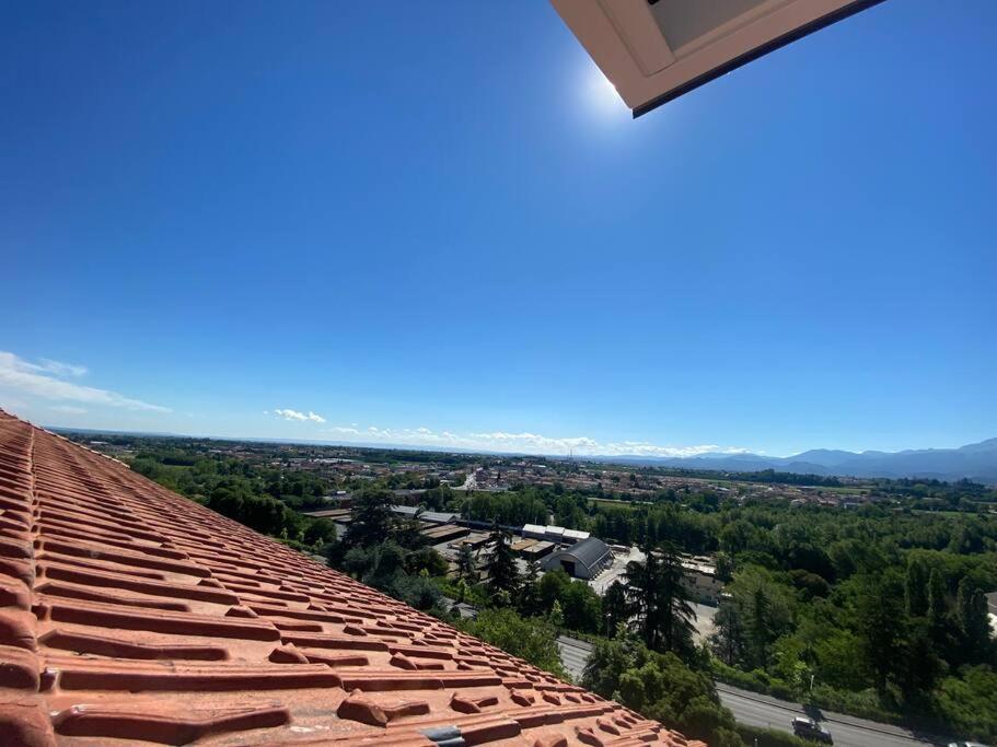 Deliziosa Mansarda Con Vista Panoramica Apartment Кунео Екстериор снимка